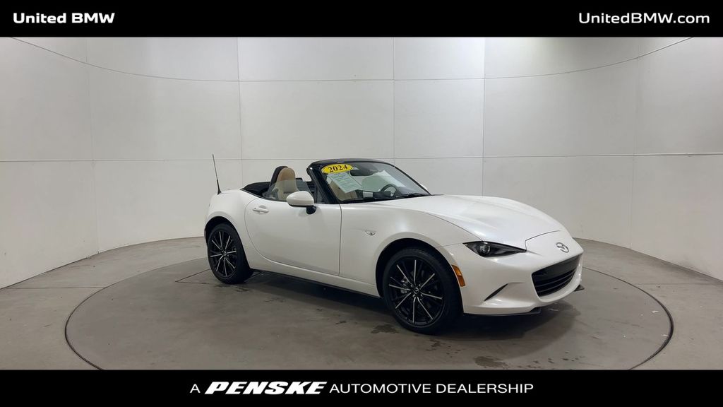 Thumbnail: 2024 Mazda MX-5 Miata - 2