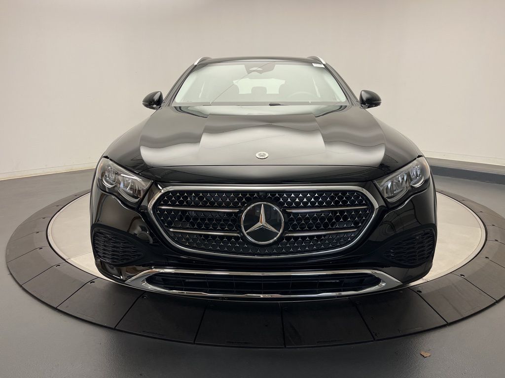 Thumbnail: 2026 Mercedes-Benz E-Class - 2