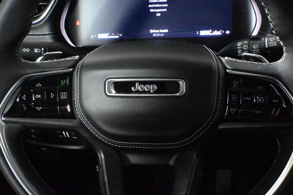 Thumbnail: 2024 Jeep Grand Cherokee - 21