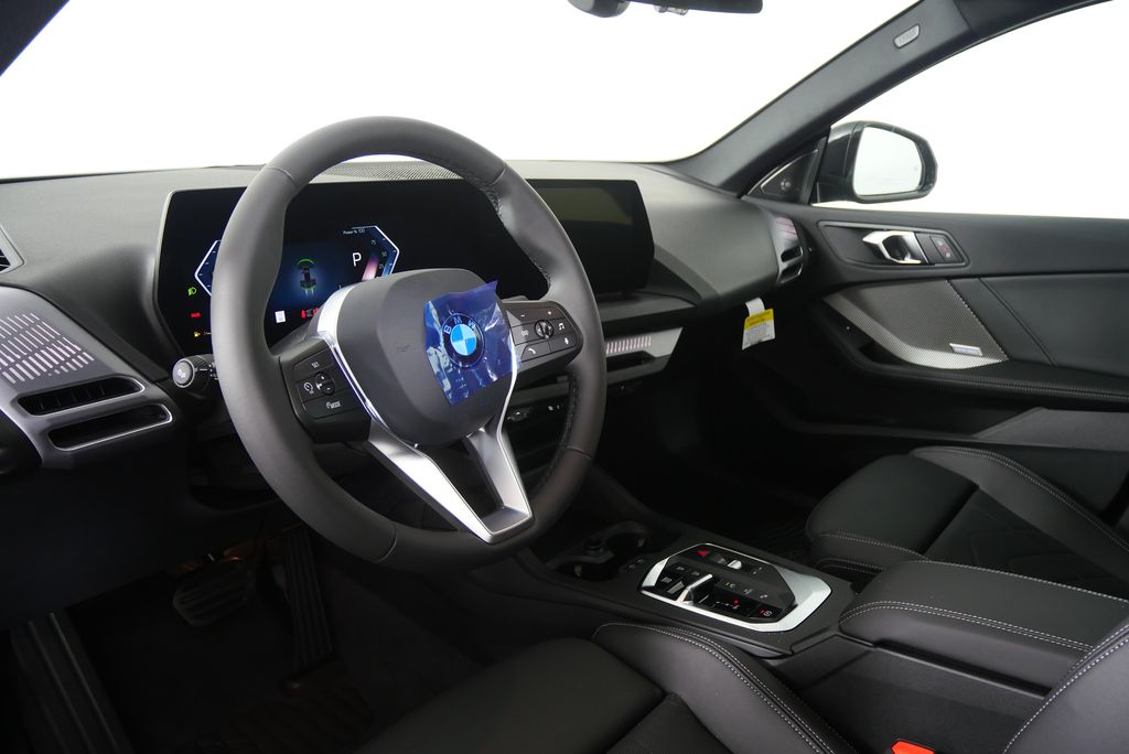 Thumbnail: 2026 BMW 2 Series - 13