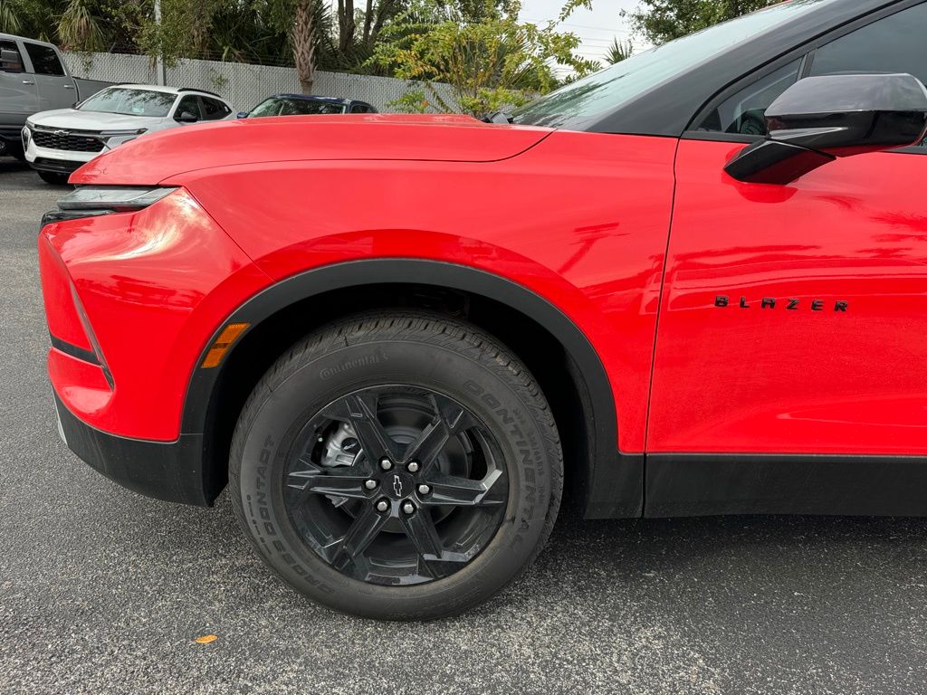 2025 Chevrolet Blazer LT 11