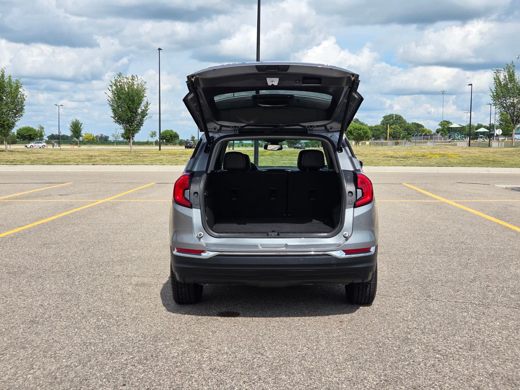 2024 GMC Terrain AWD SLT