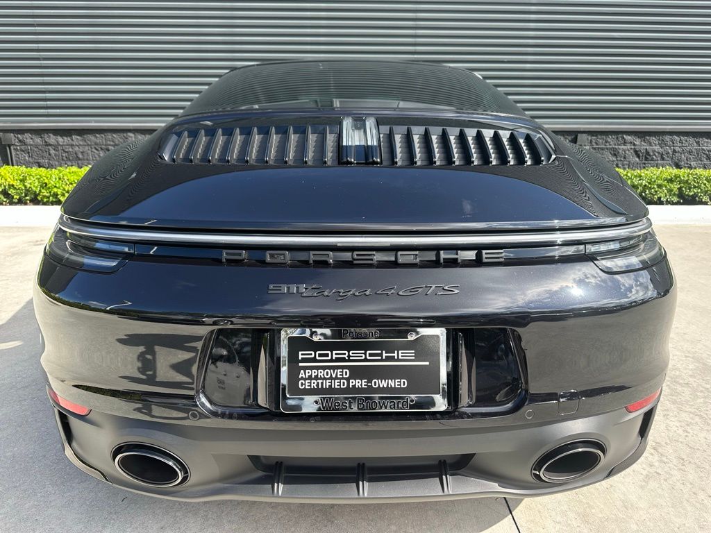 Thumbnail: 2024 Porsche 911 - 11