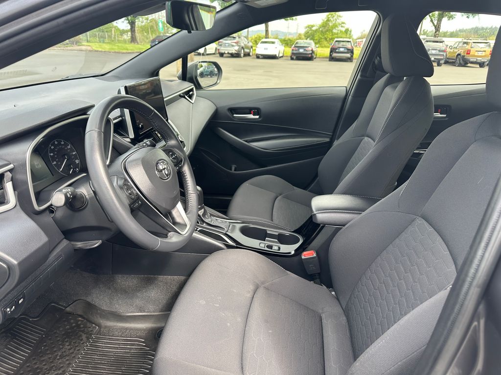 2024 Toyota Corolla Hatchback SE