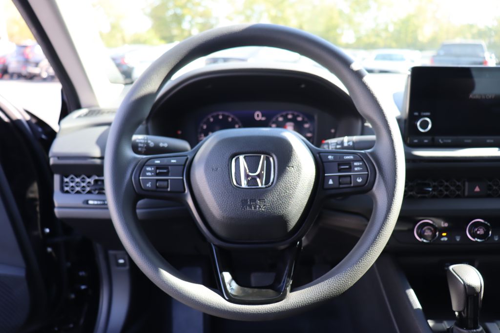 2025 Honda Accord LX 28