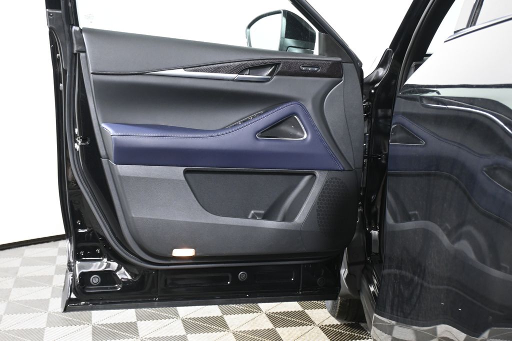 Thumbnail: 2026 INFINITI QX60 - 23