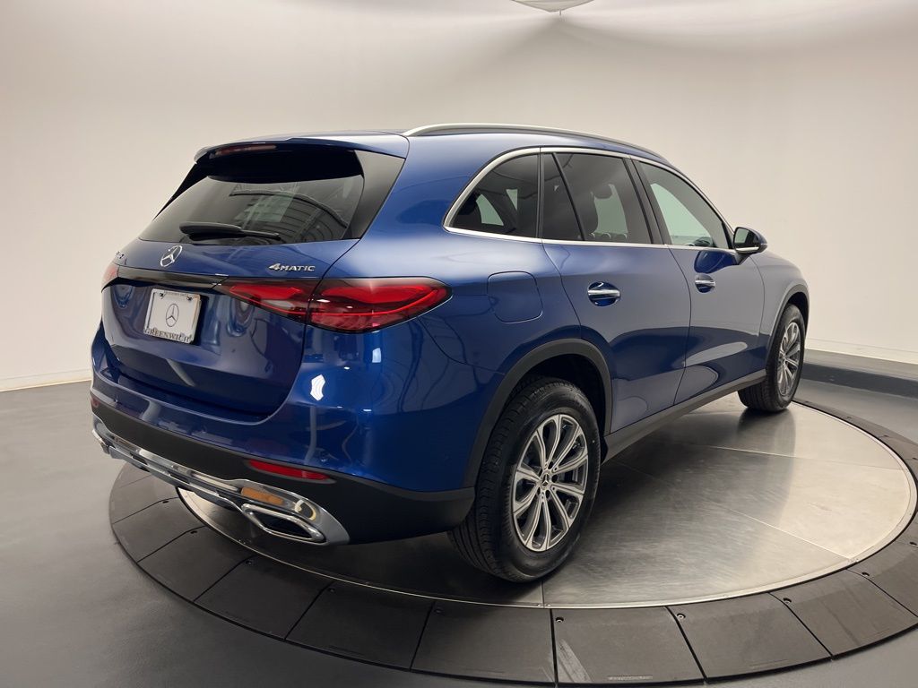 Thumbnail: 2026 Mercedes-Benz GLC - 7