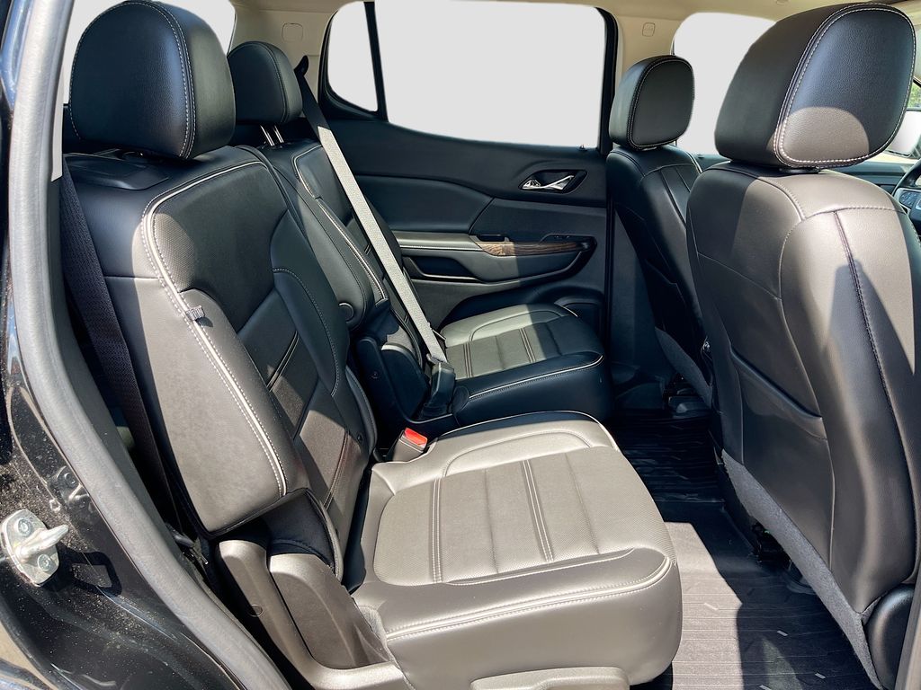Used 2022 Black GMC Denali image 31