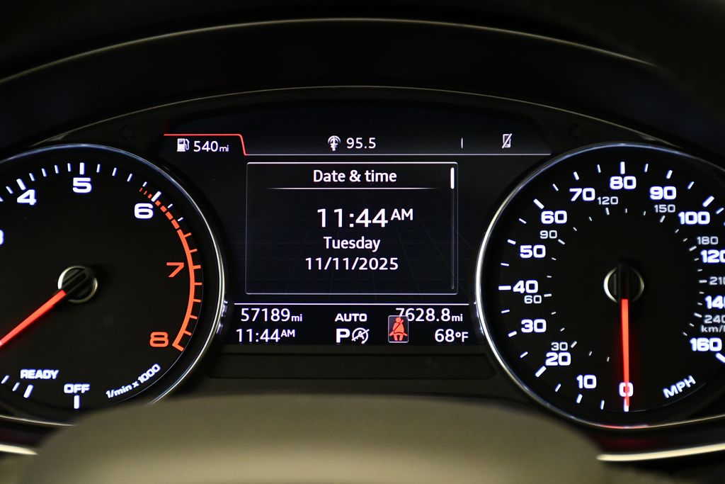 Thumbnail: 2020 Audi Q5 - 25