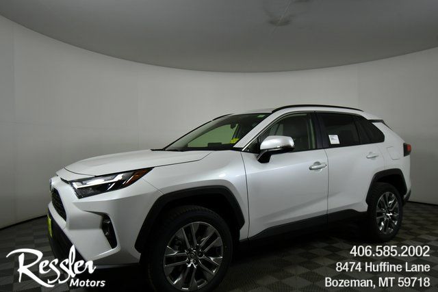 White (Wind Chill Pearl) 2025 Toyota RAV4 XLE Premium AWD SUV / Crossover All-Wheel Drive 8-Speed Automatic