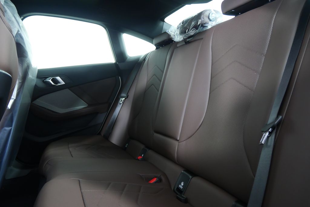 Thumbnail: 2026 BMW 2 Series - 16