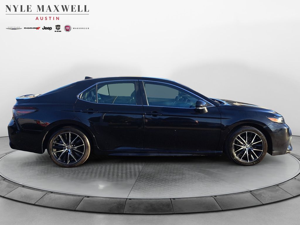 Used Car 2022 Toyota Camry  Se For Sale Under $25,000 In Austin, Texas