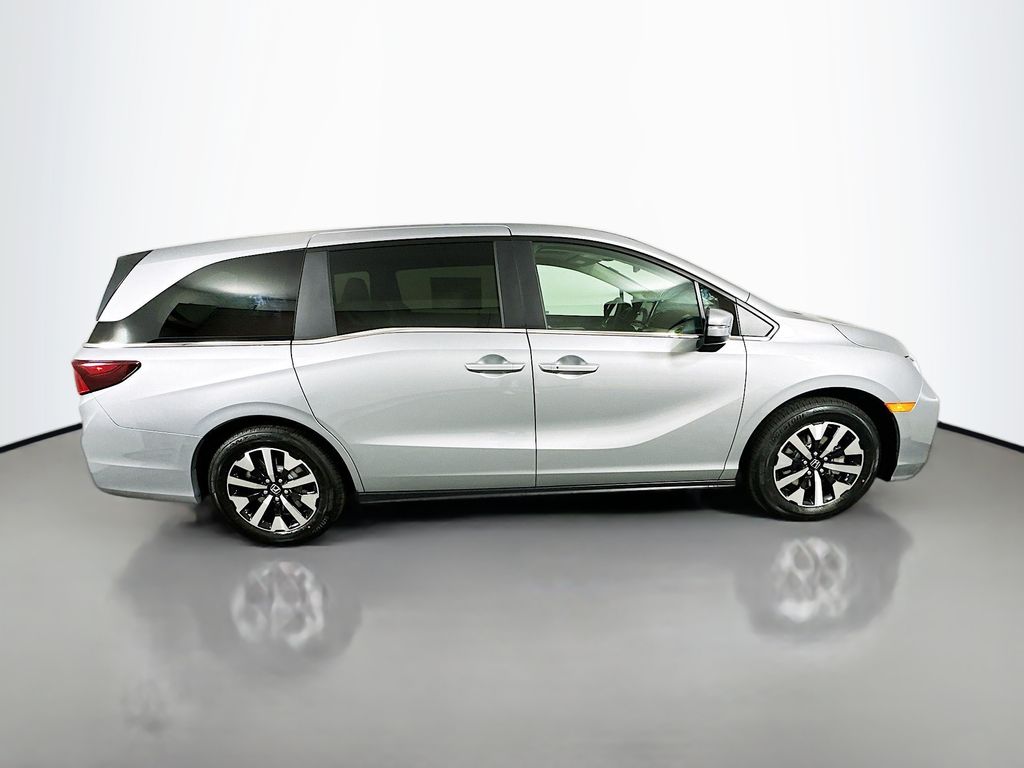 Thumbnail: 2026 Honda Odyssey - 4
