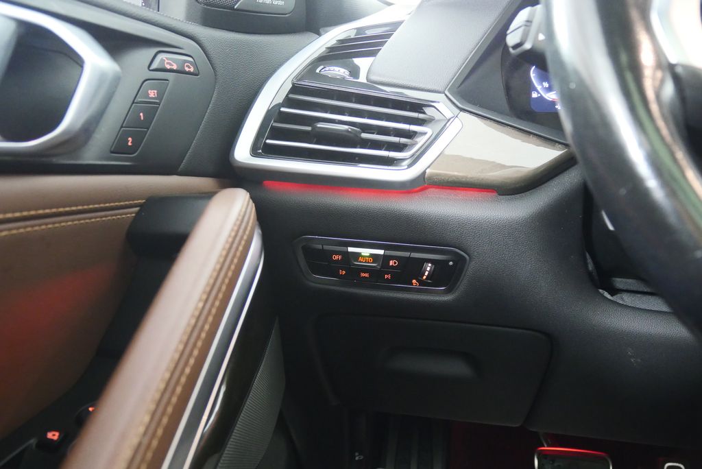Thumbnail: 2023 BMW X6 - 18