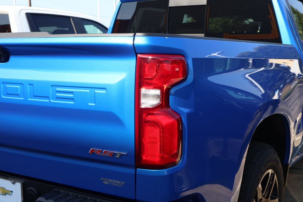 Thumbnail: 2026 Chevrolet Silverado 1500 - 6