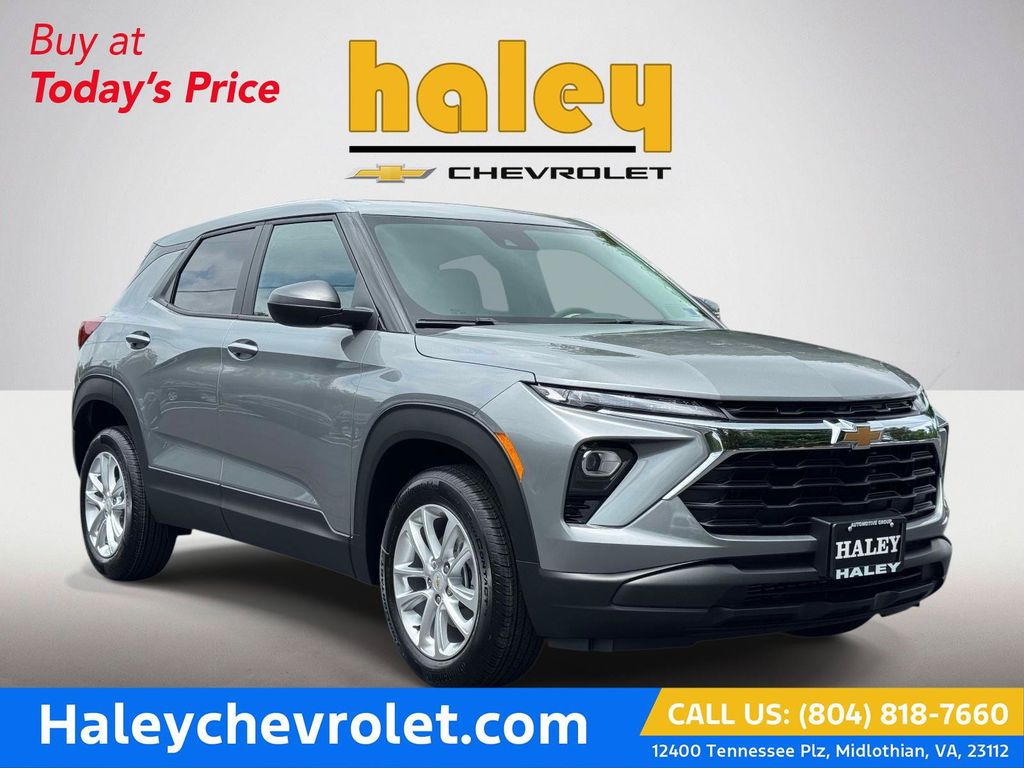Sterling Gray Metallic 2026 Chevrolet Trailblazer SUV / Crossover Four-Wheel Drive 9-Speed Automatic