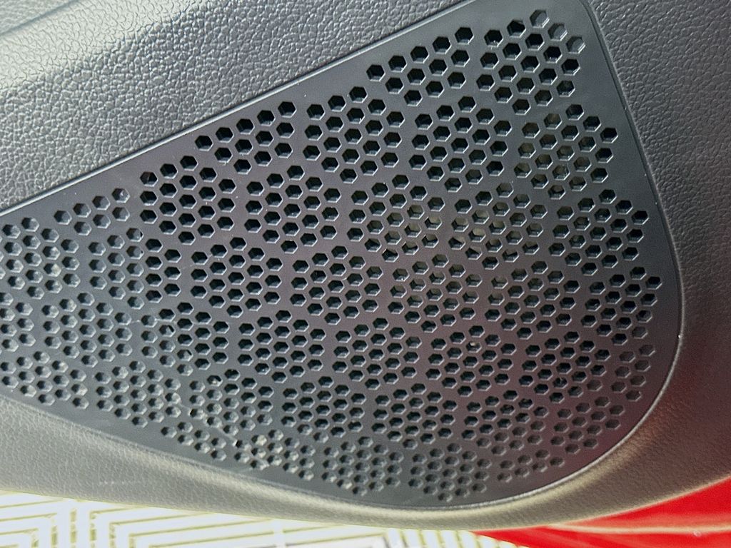 Thumbnail: 2013 Kia Rio - 17