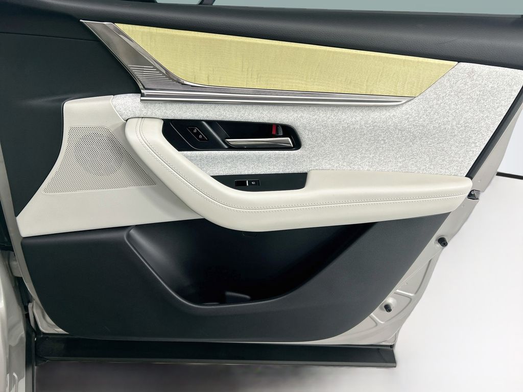 Thumbnail: 2025 Mazda CX-90 - 24