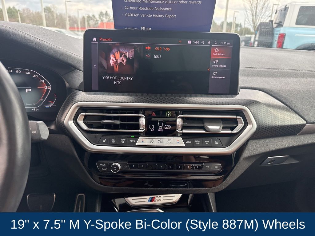 2023 BMW X3 M40i