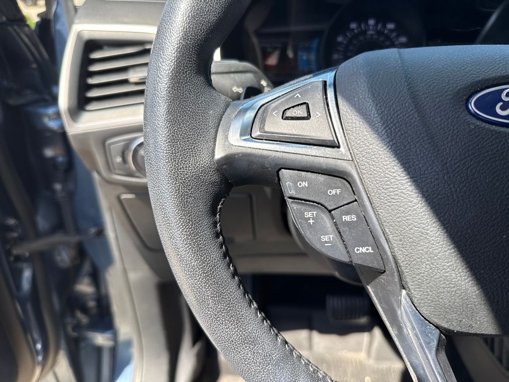 2018 Ford Edge SEL photo 15