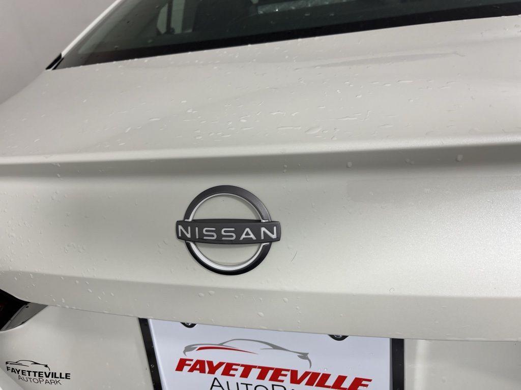 2023 Nissan Altima SV 17