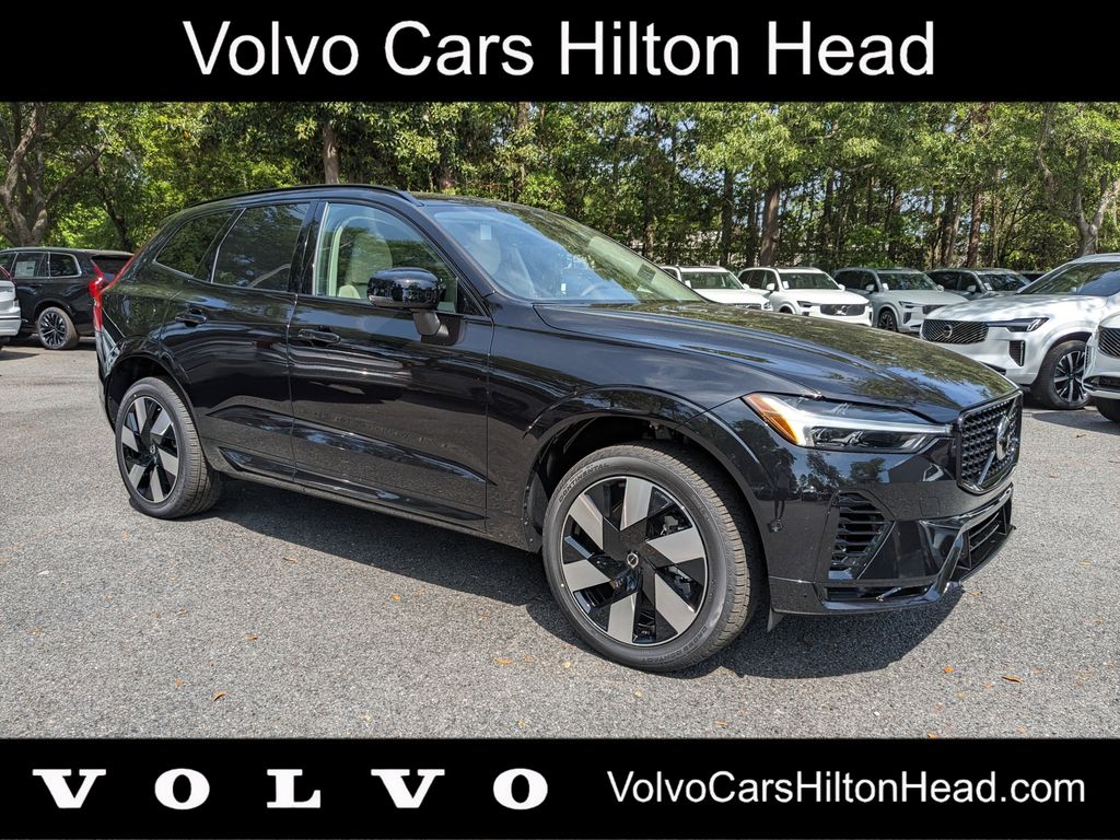 Onyx Black Metallic 2025 Volvo XC60 Recharge T8 Plus Dark Theme eAWD SUV / Crossover All-Wheel Drive Automatic