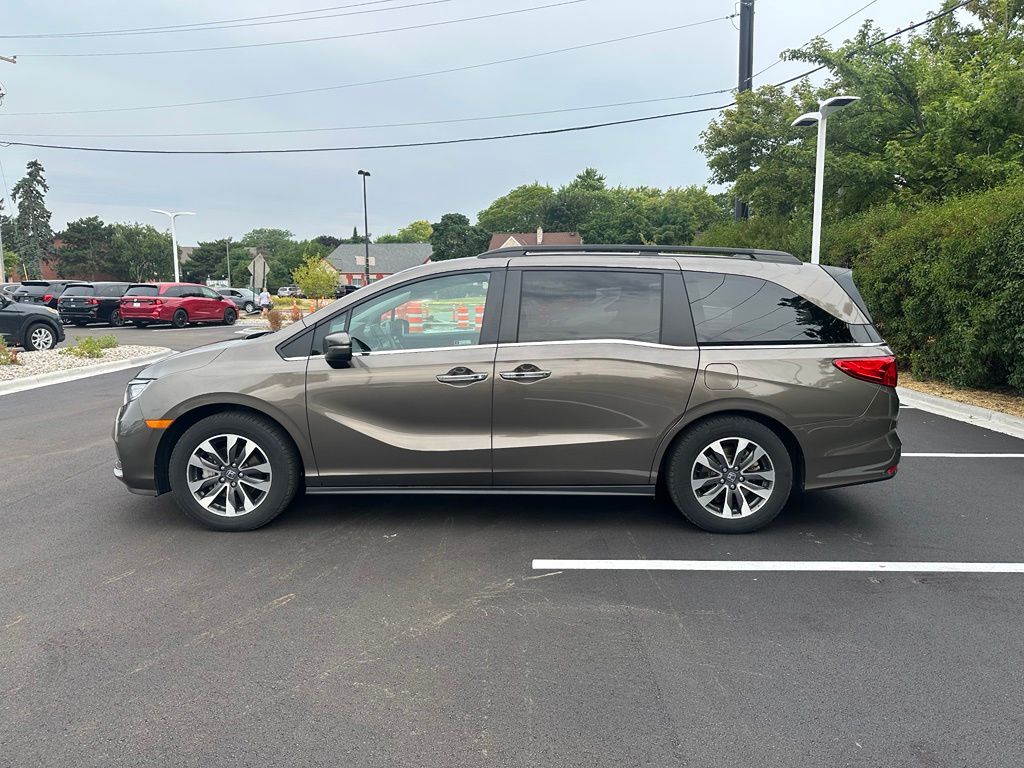 Used 2022 Pacific Pewter Metallic Honda EX-L image 3