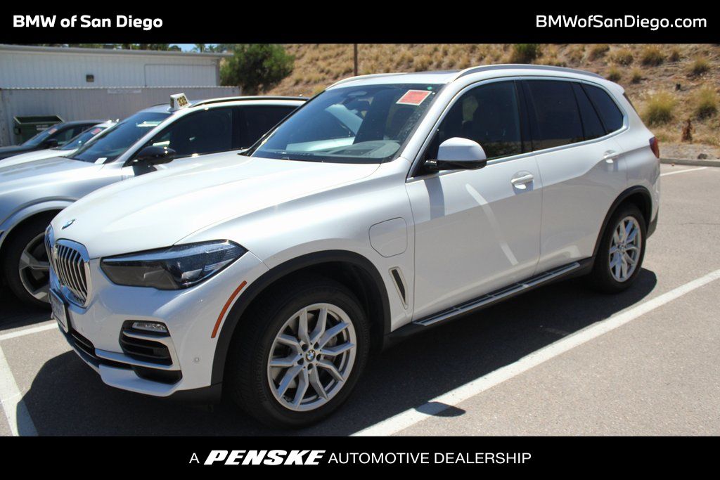 Thumbnail: 2021 BMW X5 - 1
