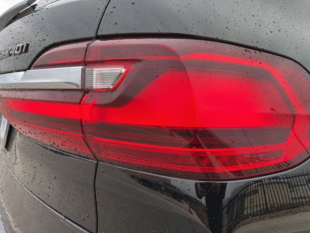 Thumbnail: 2022 BMW X7 - 9