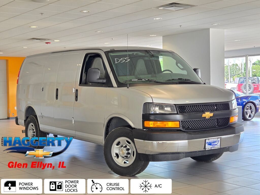 Silver Ice Metallic 2026 Chevrolet Express Cargo 2500 RWD Van Rear-Wheel Drive