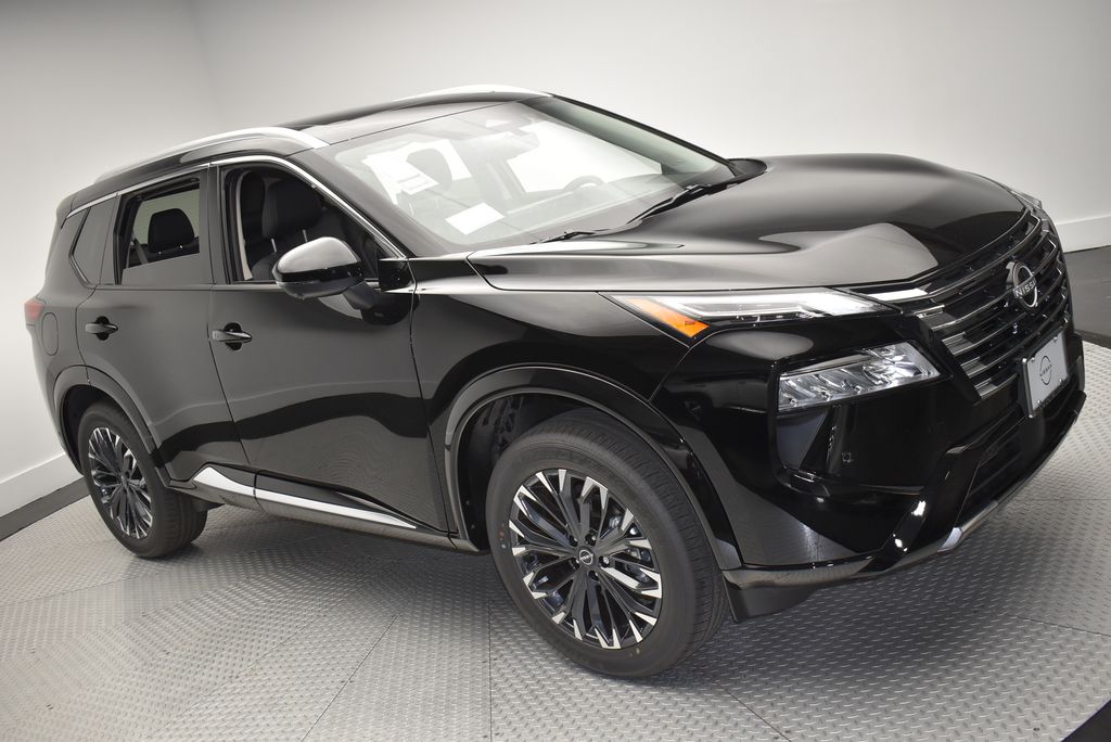 Thumbnail: 2026 Nissan Rogue - 3