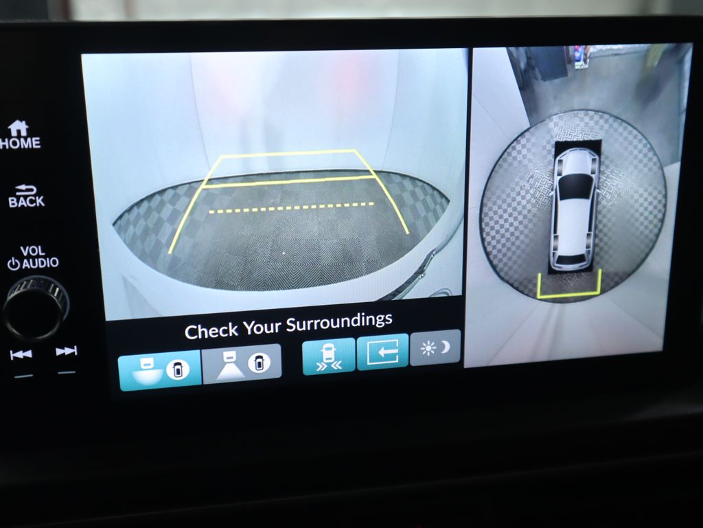 Thumbnail: 2025 Honda Pilot - 15