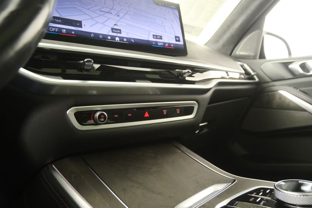 Thumbnail: 2024 BMW X5 - 24
