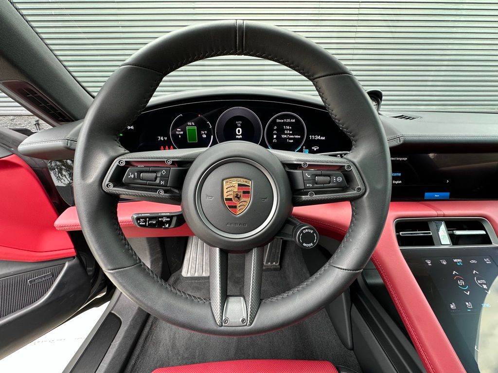 Thumbnail: 2025 Porsche Taycan - 15