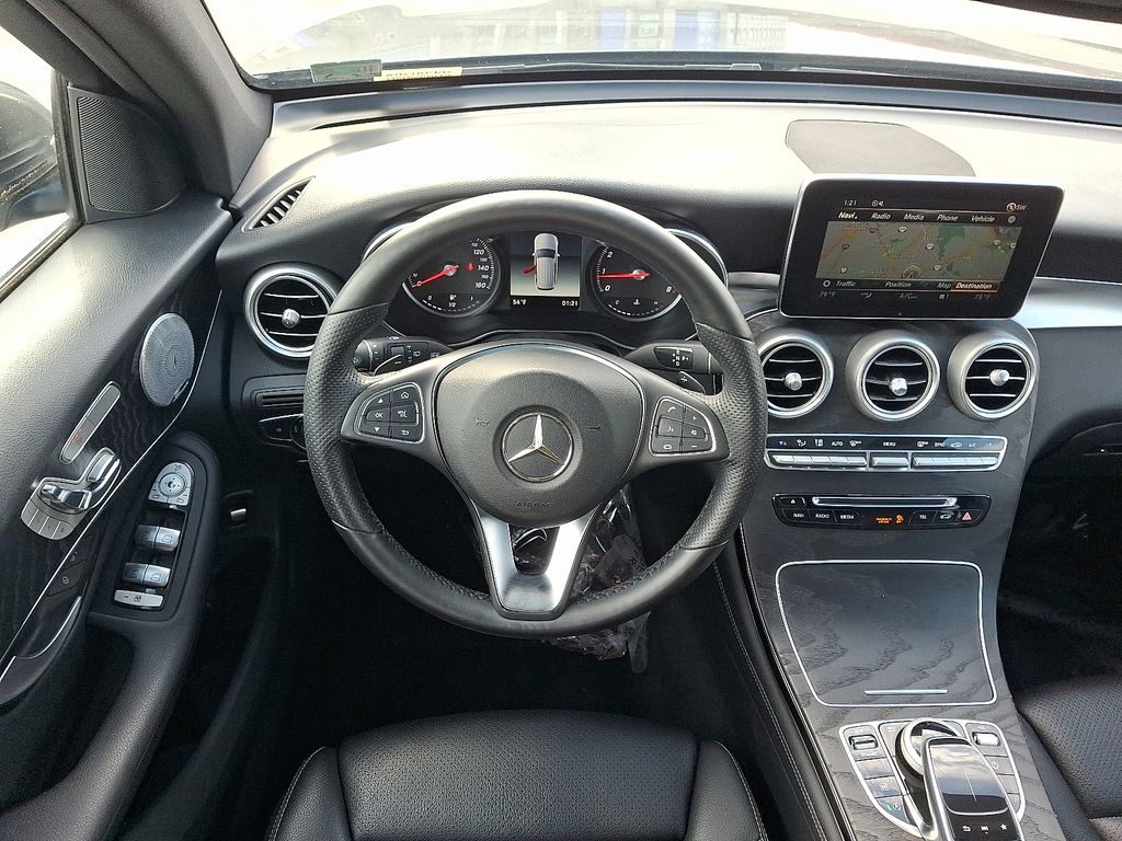 Thumbnail: 2018 Mercedes-Benz GLC - 13