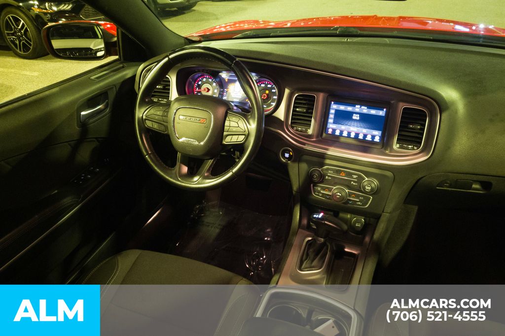 2022 Dodge Charger SXT photo 21