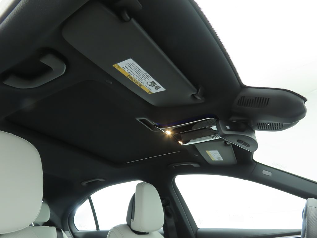 Thumbnail: 2025 Mercedes-Benz C-Class - 18