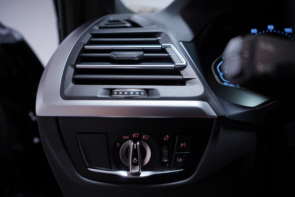 Thumbnail: 2022 BMW X3 - 19