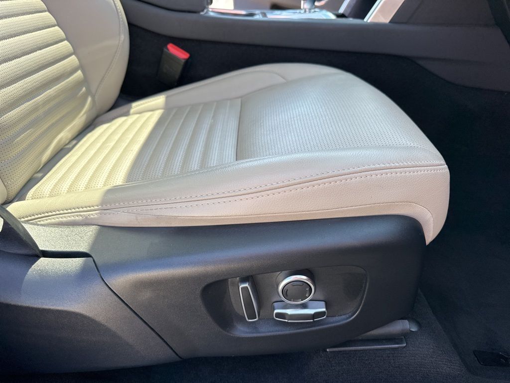 2022 Namib Orange Premium Metallic Land Rover Discovery Sport S 4X4 SUV
