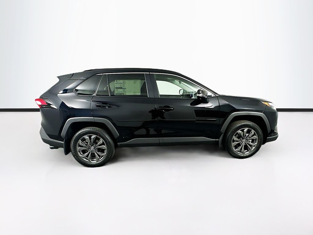 2024 Toyota RAV4 XLE Premium 4