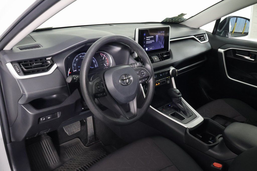 Thumbnail: 2024 Toyota RAV4 - 7