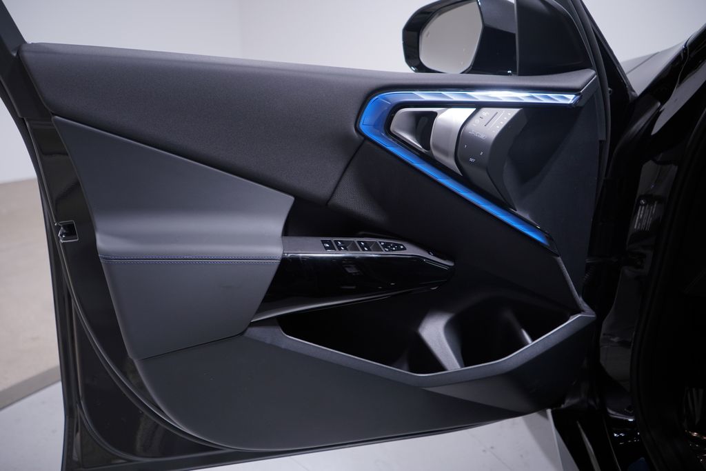 Thumbnail: 2026 BMW X3 - 10