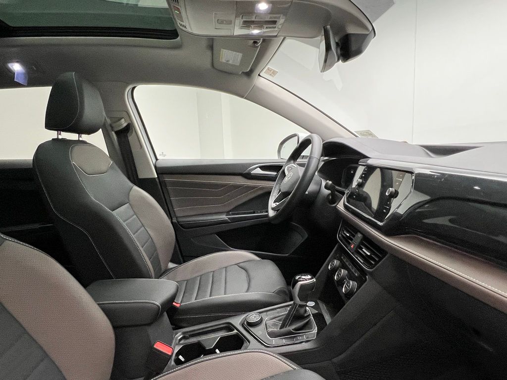 Thumbnail: 2024 Volkswagen Taos - 6