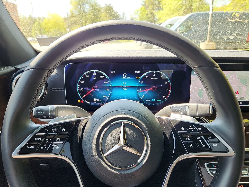 Thumbnail: 2022 Mercedes-Benz E-Class - 19