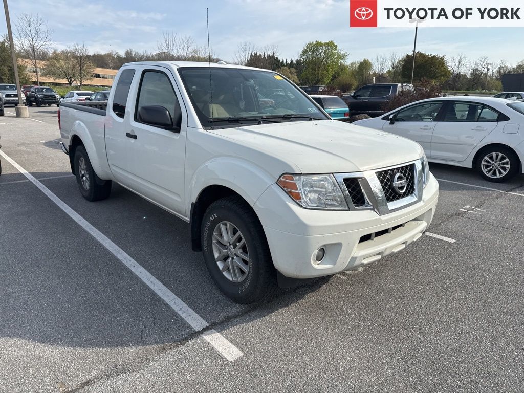 Glacier White 2014 Nissan Frontier SV V6 King Cab 4WD Pickup Truck Four-Wheel Drive 5-Speed Automatic Overdrive
