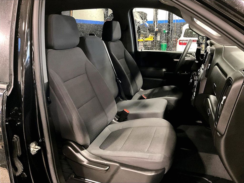 2022 Chevrolet Silverado 2500HD — photo 11