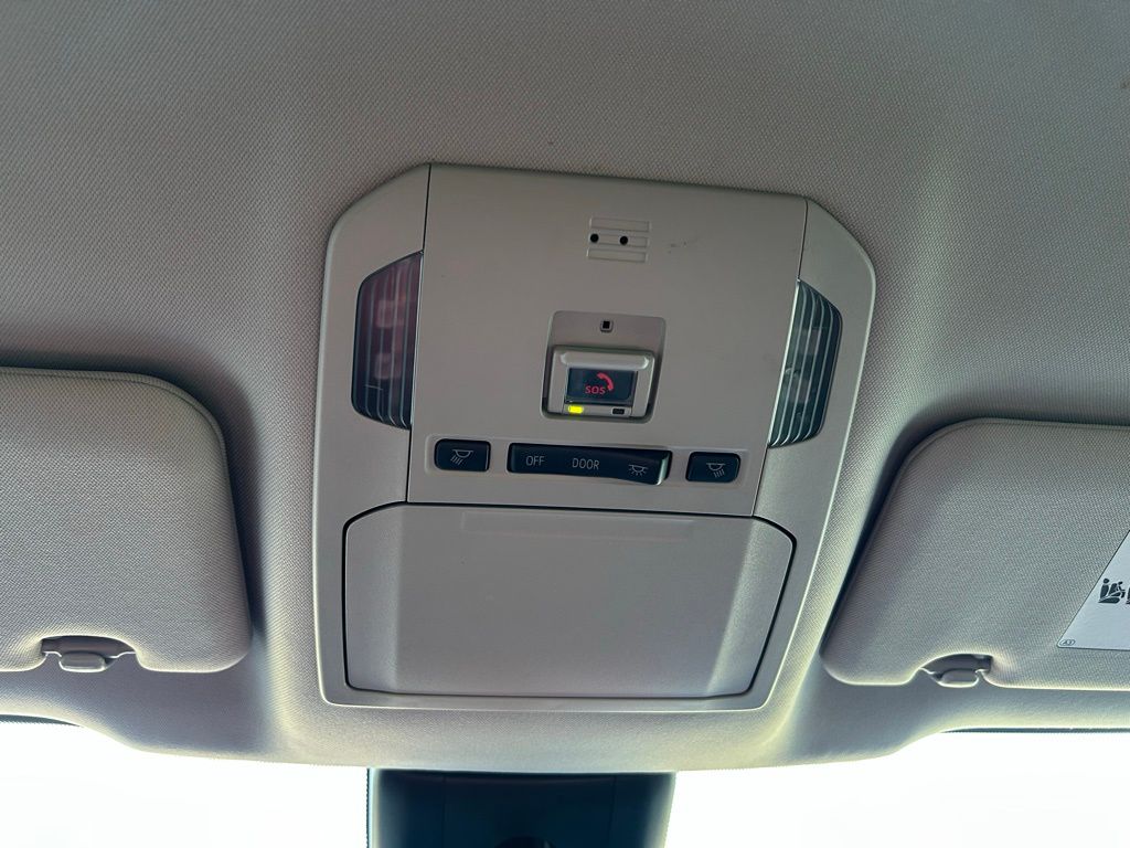 Thumbnail: 2022 Toyota Highlander - 29