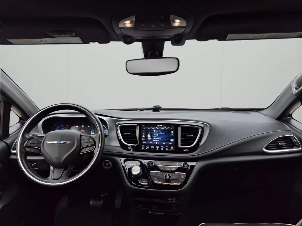 Used Car 2020 Chrysler Pacifica Hybrid  Limited For Sale Under $30,000 In Austin, Texas