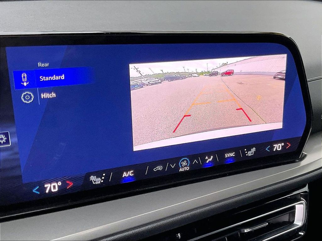 2026 Chevrolet Traverse — photo 20