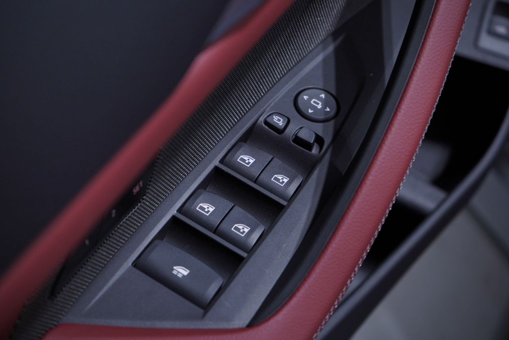 Thumbnail: 2026 BMW 4 Series - 14